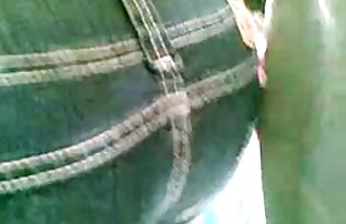 XXX Jovem e enforcado Jeremy acariciando sua grande pila sexo olaine grates